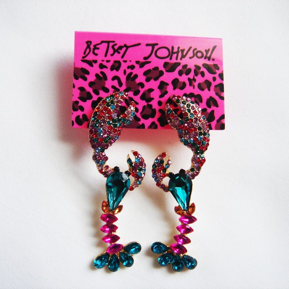 NWT BETSEY JOHNSON MULTI COLORED LOBSTER EARRINGS